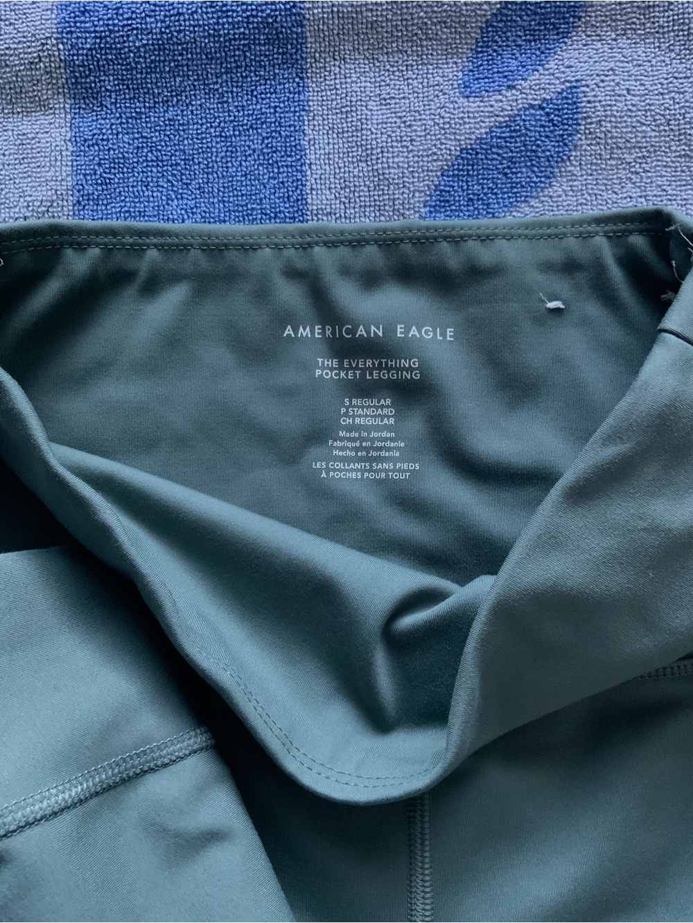 American Eagle Outfitters The Everything Pocket Legging in Teal Green